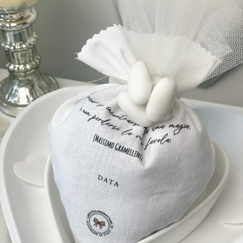 Bomboniera sacchettino cuore iniziali