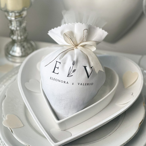 Bomboniera sacchettino cuore iniziali