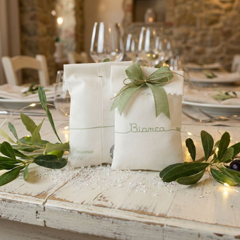 Sacchettino portaconfetti calligrafico