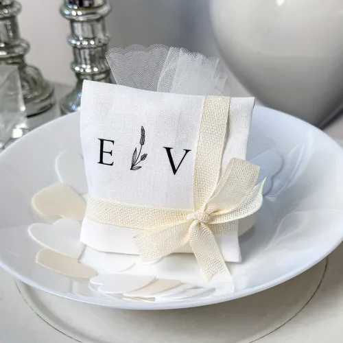 Bomboniere matrimonio sacchettino portaconfetti quadrato 
